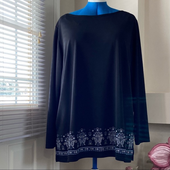 Northern Spirit woman black knit long sleeves pullover top. Size 2X. Pre-owned. - Picture 2 of 9